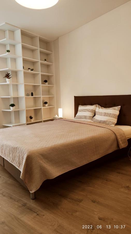 Happy Inn Egle, Self Check-In-24-7, A-C, Parking-In-The-Underground-Garage Wilno Zewnętrze zdjęcie